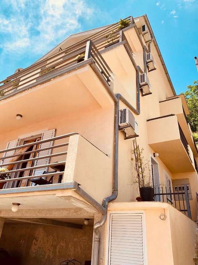Апартаменты Vila Verica Доньи-Столив-3
