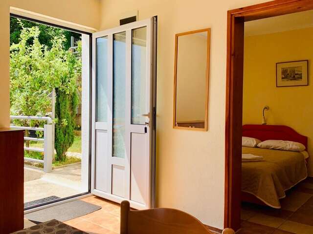Апартаменты Vila Verica Доньи-Столив-12