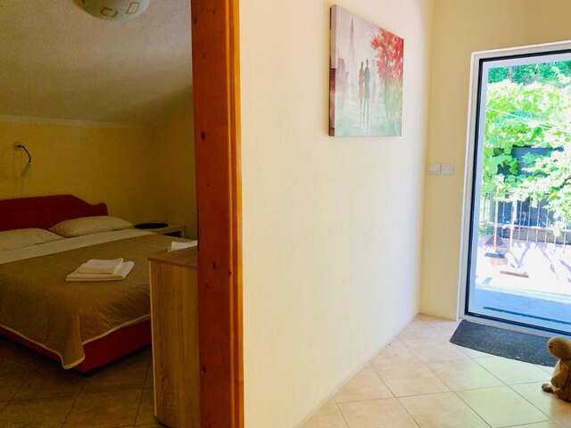 Апартаменты Vila Verica Доньи-Столив-30